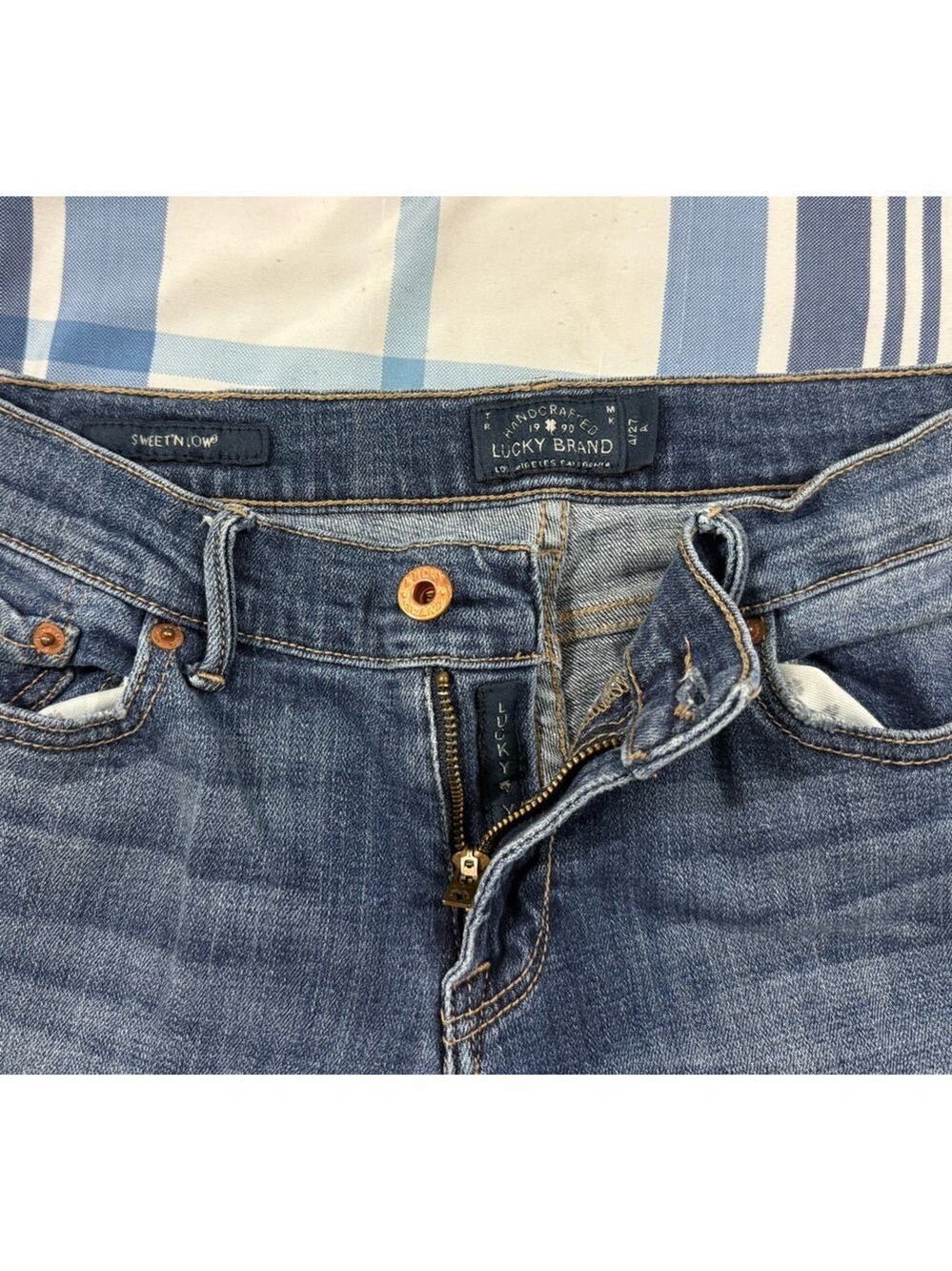 Lucky Brand Sweet ’N Low Bootcut Jeans Sz 27 Medium Wash Western - Picture 5 of 8